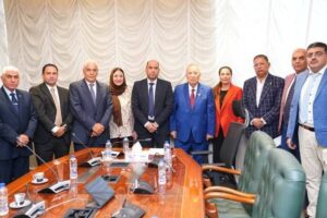 وزير العمل يبحث مع اتحاد المستثمرين تعزيز التعاون في التدريب المهني وتوفير العمالة الماهرة للمناطق الصناعية والاستثمارية