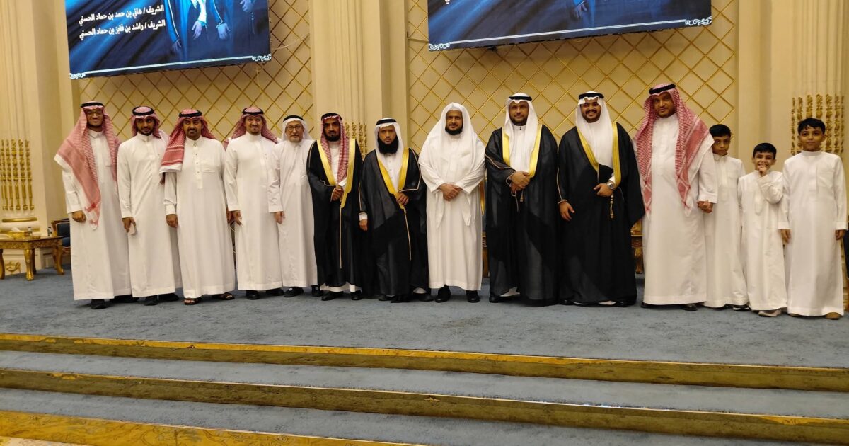 بحضور الأهل والأرحام والأقارب والأصدقاء الشريف الأستاذ فايز الحسني يحتفل بحفل زفاف نجله الأستاذ راشد