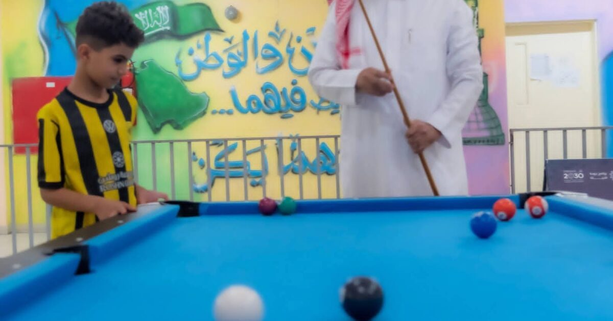 مدير عام تعليم الطائف يتابع تفاعل الطلبة مع برامج و فعاليات «نادينا»
