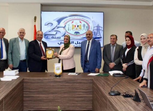 المصرية لنقل الكهرباء توقع مع مصنع الطائرات التابع للهيئة العربية للتصنيع عقدًا لتأهيل محطة محولات جرجا جهد 33 ك.ف وربطها بالشبكة القومية الموحدة
