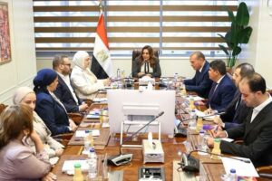 د. منال عوض تناقش مع محافظي قنا وكفر الشيخ وممثلى الوكالة الألمانية للتعاون الدولي مشروع خطة العمل المحلية للتغيرات المناخية للمحافظتين