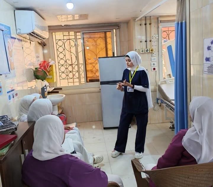 تدريب عملي لتمريض الاستقبال والطوارئ على معايير مكافحة العدوى بمستشفى البدرشين المركزي بالجيزة