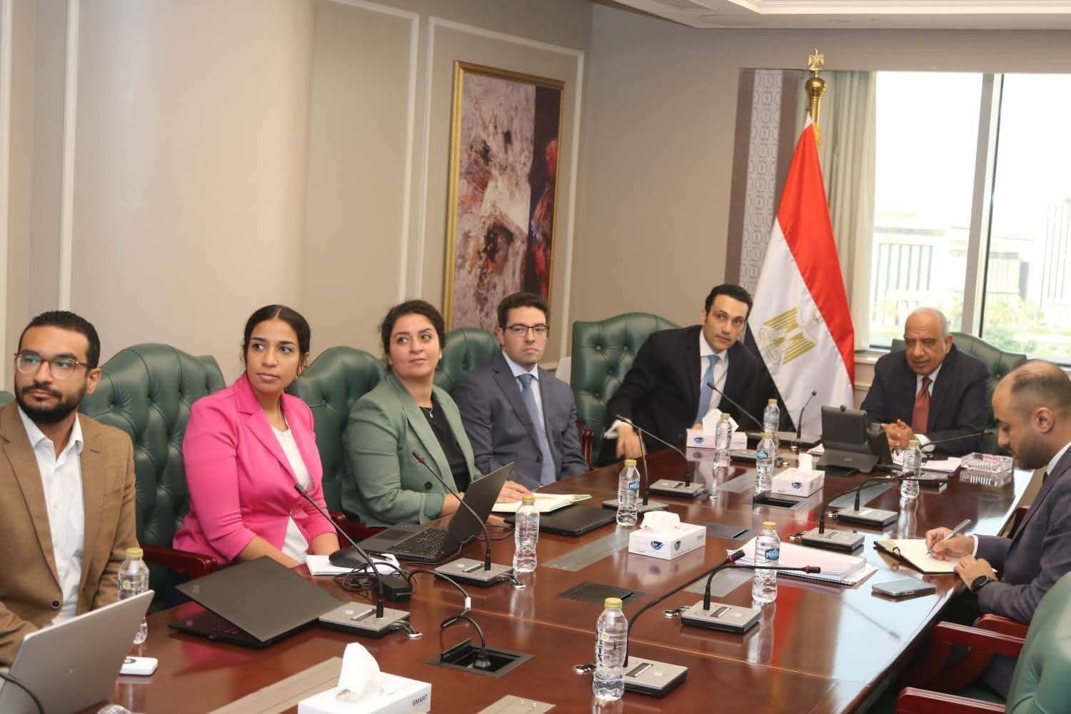 وزير الكهرباء والطاقة المتجددة يتابع مع شركة سكاتك النرويجية مستجدات التنفيذ في مشروعات الطاقة الشمسية وطاقة الرياح