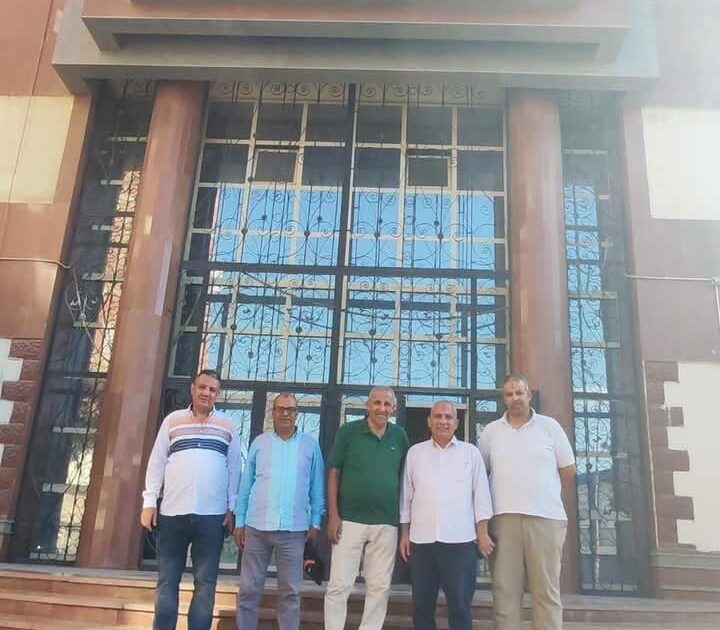 "الزراعة" تتفقد محطات البحوث ومشروعات الإنتاج والمعامل البحثية بالإسماعيلية
