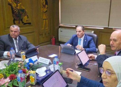 برئاسة المهندس رأفت شمعه رئيس مجلس إدارة مصر الوسطى لتوزيع الكهرباء إعتماد حركة تعيينات لقيادات جديدة بالشركة