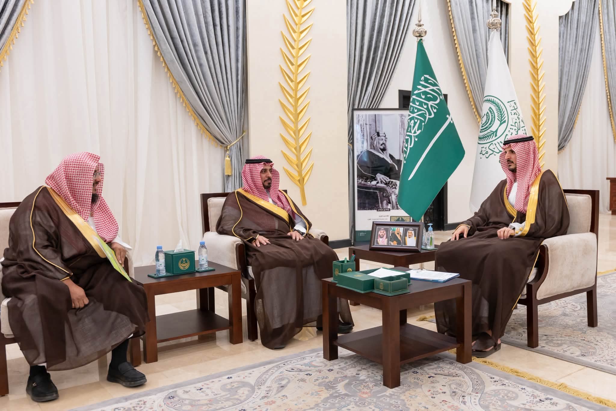 محافظ الطائف يستقبل رئيس وأعضاء جمعية البر الخيرية