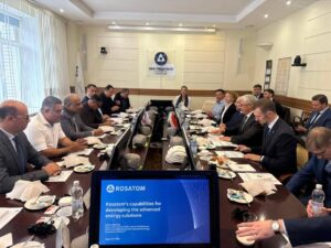 وزير الكهرباء والطاقة المتجددة يتفقد أحد مصانع روساتوم المتخصصة فى المفاعلات النووية الصغيرة خلال زيارته الرسمية بروسيا 