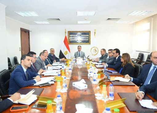 وزير التموين يعقد اجتماعًا موسعًا لوضع خطة عاجلة لتنفيذ توجيهات السيد رئيس الجمهورية لضبط الأسواق وتوفير السلع للمواطنين
