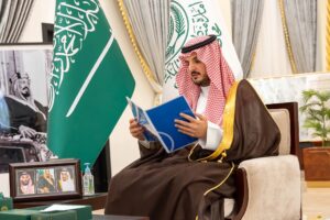 الأمير فواز بن سلطان يستقبل مدير المركز الوطني للأرصاد بالطائف