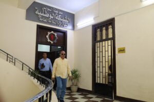 محافظ السويس يعلن حالة الاستنفار بعد زلزال الفجر ويوجه بفحص العقارات فوراً
