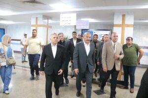 محافظ السويس ورئيس جامعة السويس يفتتحان التشغيل التجريبي لقسم الغسيل الكلوي المطور بالمستشفى الجامعي
