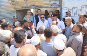 محافظ المنوفية يفاجئ جمعية طوخ طنبشا الزراعية.. قرارات عاجلة لتيسير صرف الأسمدة وتحسين مستوى الخدمات