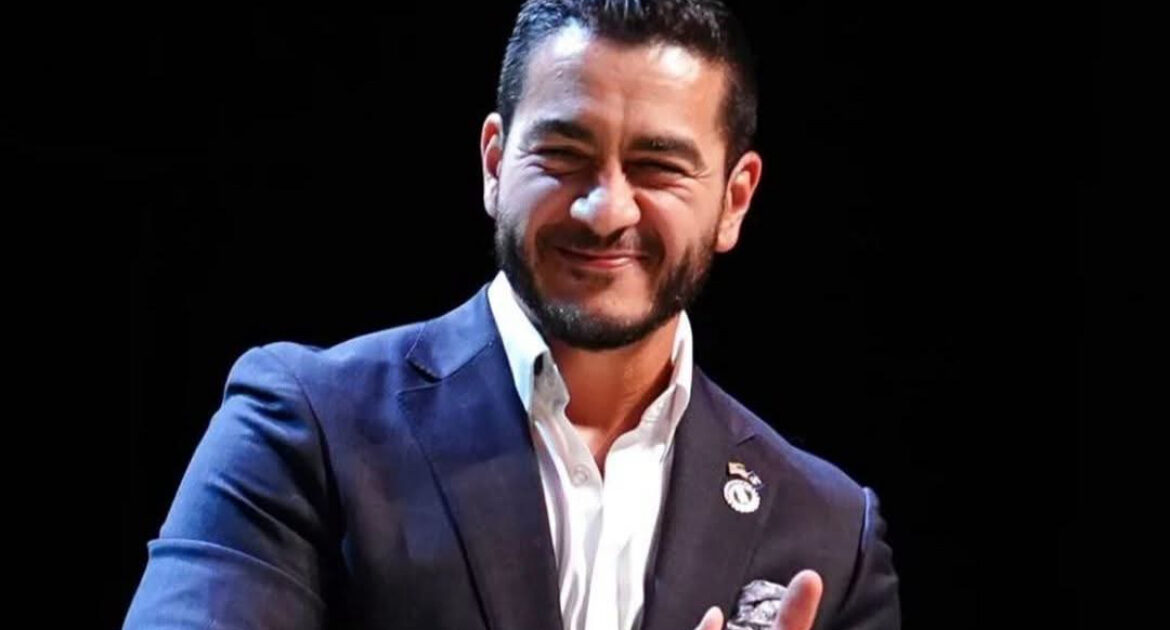 من أصول مصرية.. عبد الرحمن السيد يفوز بترشيح الديمقراطيين لانتخابات مجلس الشيوخ الأمريكى فى ميشيجان