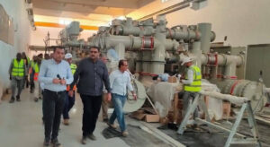 العضو المتفرغ للمنطقة الجنوبية يقوم بتنفيذ إجراءات وضع الجهد على محطة مفاتيح السد العالى غرب جهد 500 ك.ف