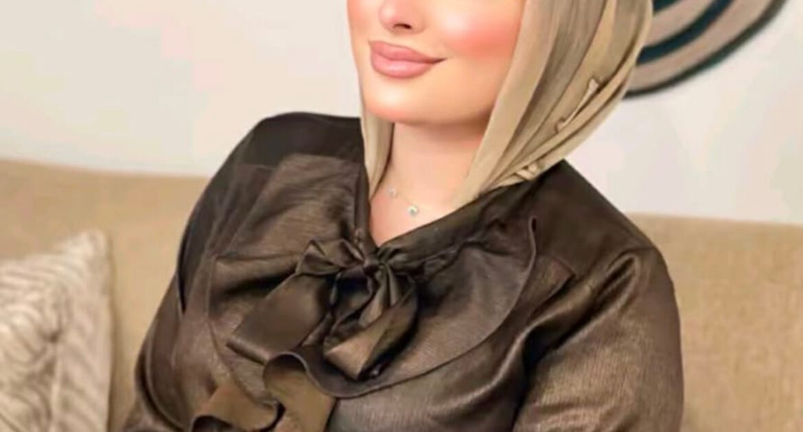 كل سنة وانتي أجمل ميرنا وأجمل فرحة في حياتنا