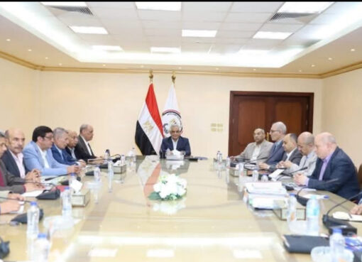 وزير العمل يتابع الاستعدادات النهائية لإطلاق نظام رقمي موحد لإدارة تصاريح عمل الأجانب