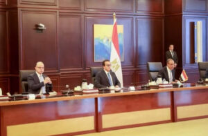 ‏‎وزير الصحة يستقبل وزيرة التعاون الدولي بدولة قطر لبحث سبل دعم الأشقاء الفلسطينيين وتعزيز التعاون الصحي المشترك