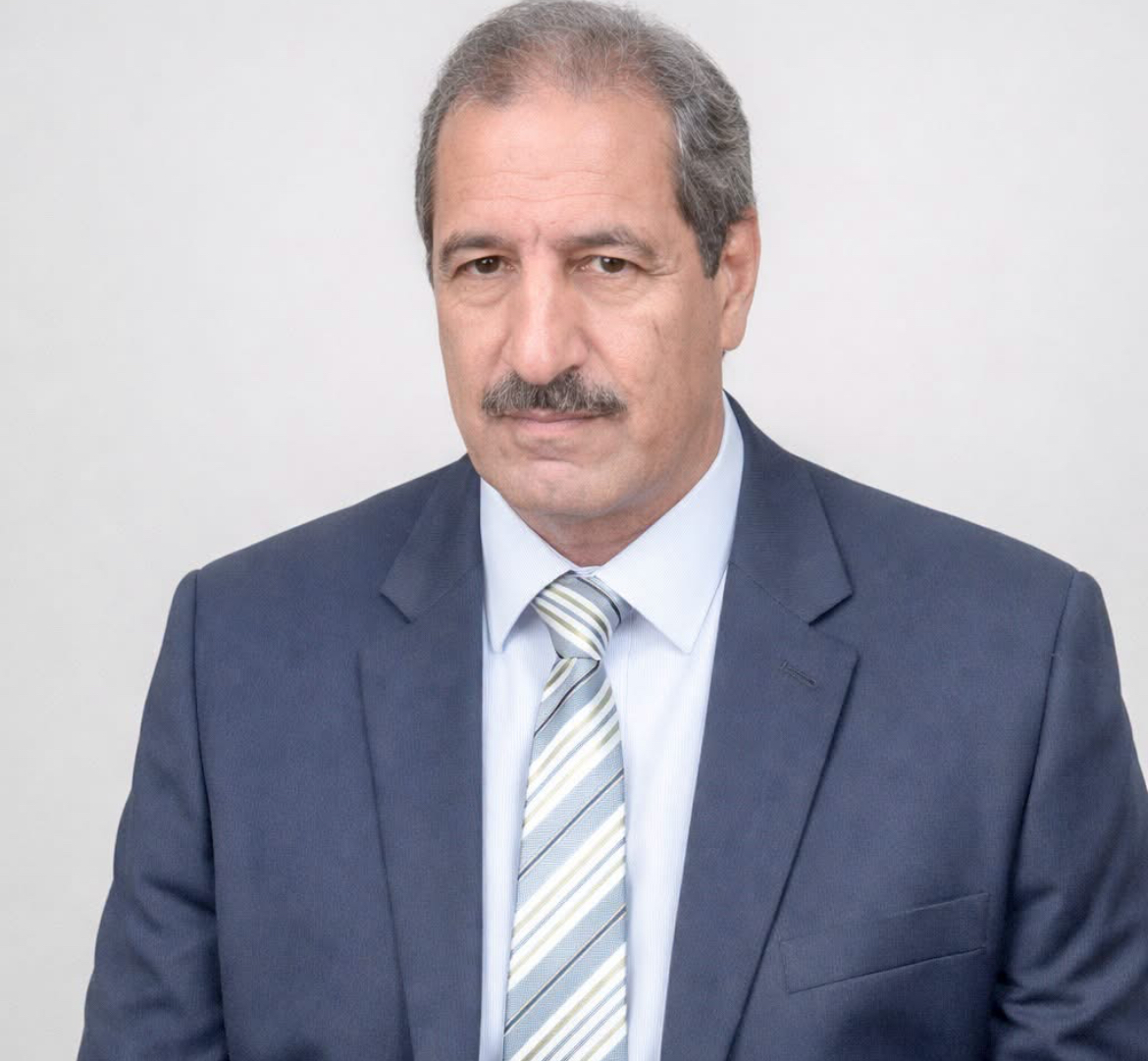 لا تكن عبئا على الحياة كن أثرا جميلا فيها