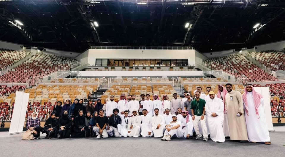350 متطوعًا ومتطوعة