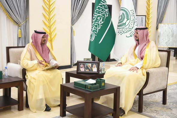 محافظ الطائف يطّلع