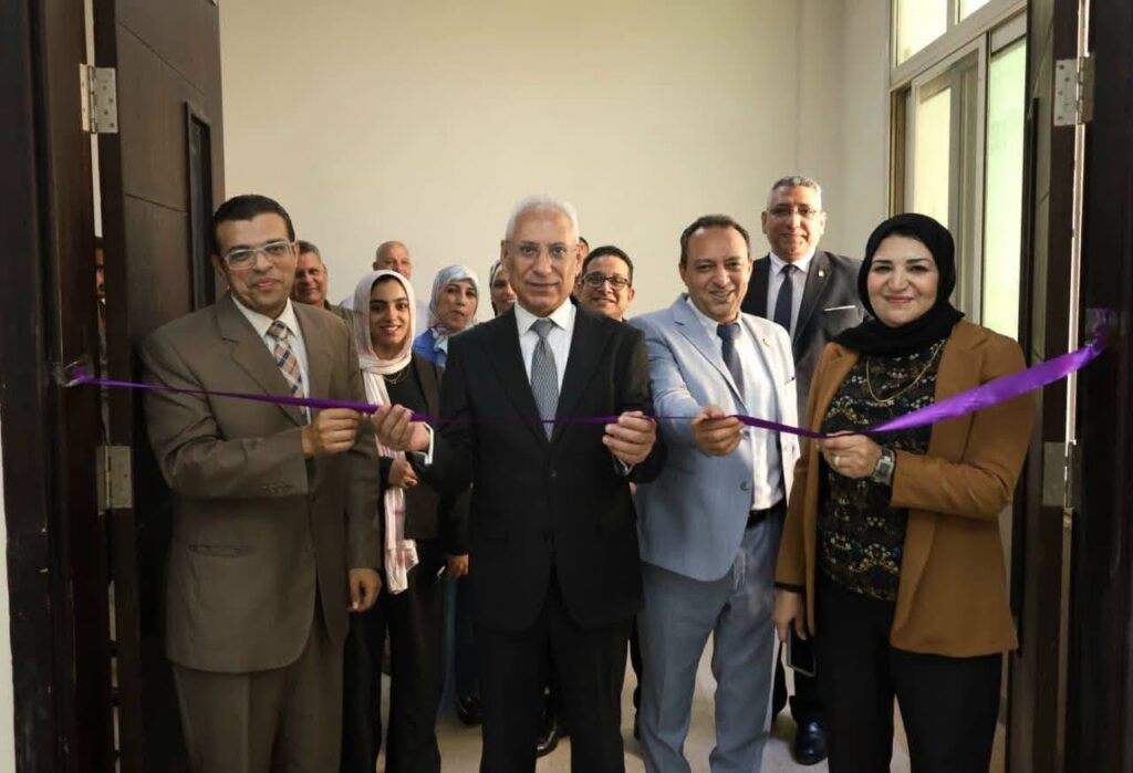 رئيس جامعة المنيا