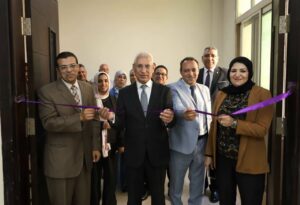 رئيس جامعة المنيا