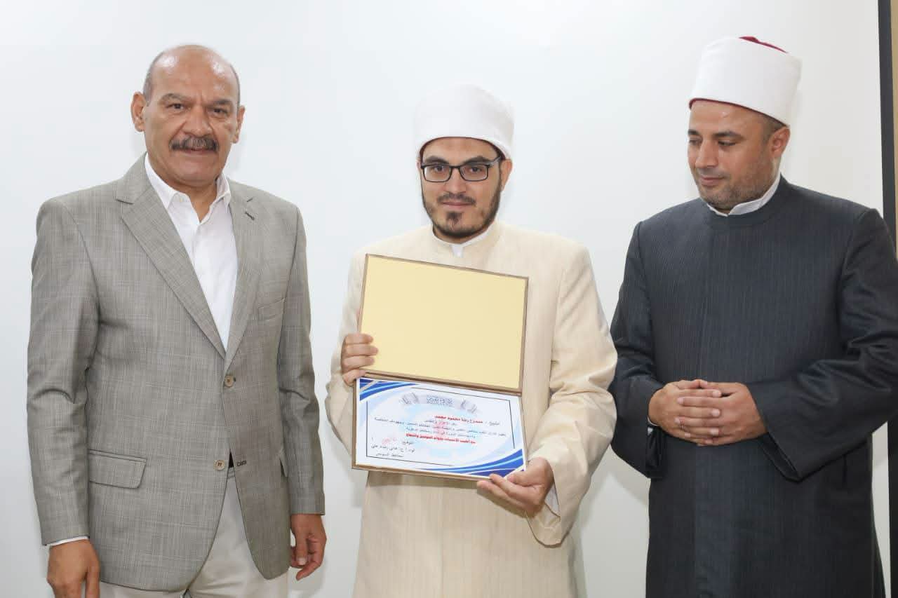 محافظ السويس يكرم أئمة المحافظة الفائزين بمسابقة "الأئمة النجباء والمتميزين"