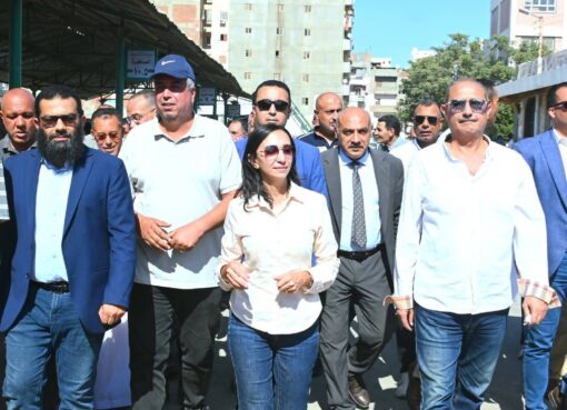 محافظ البحيرة تتفقد مجمع مواقف إيتاي البارود الجديد