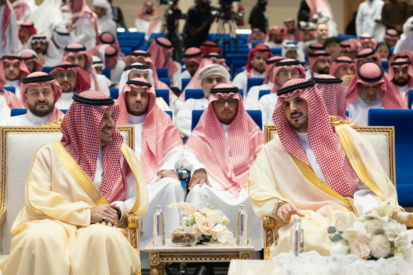 ثقافي / محافظ الطائف يشهد ختام “منتدى الطائف للهجن في التراث”
