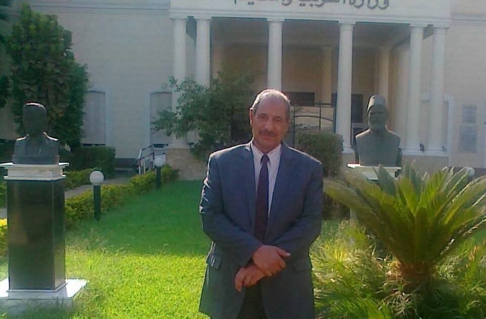أموال المدارس مقيدة والطلاب والمدراء يدفعون الثمن