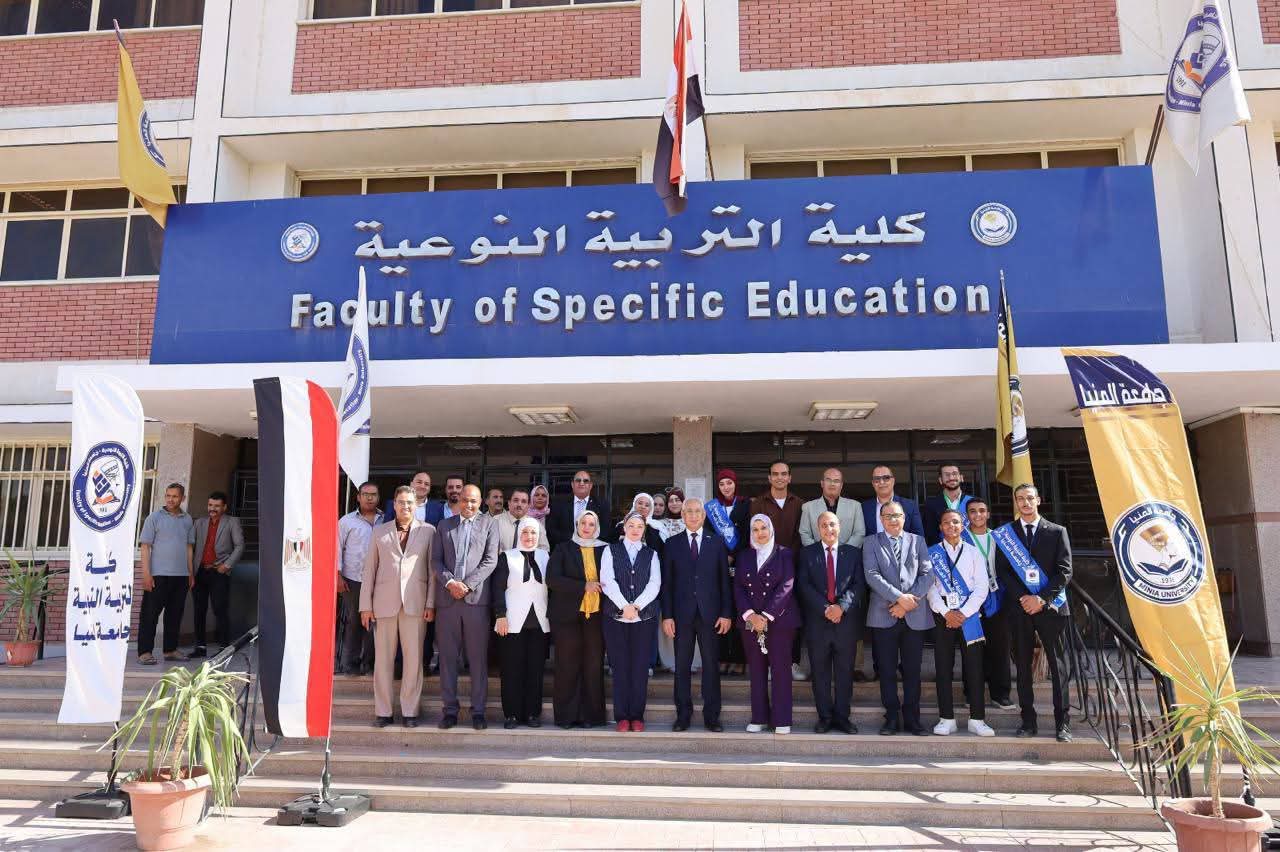 رئيس جامعة المنيا يفتتح عدة مشروعات تعليمية وإنتاجية ورقمية جديدة بكلية التربية النوعية 