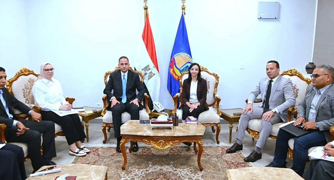 محافظ البحيرة تستقبل نائب وزير الصحة لمتابعة المشروعات الجارية ودعم المنظومة الصحية بالمحافظة