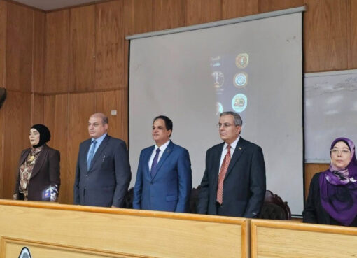 بكلية التربية بشبين عنتر يحضر تدشين النسخة الثانية من البرنامج المركزي لتأهيل طلاب الفرقة الثالثة للتربية العملي