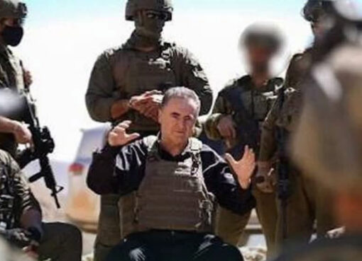 لن نتحرك من هنا.. وزير الدفاع الإسرائـيلى يوجه رسالة إلى الرئيس السـورى من قمة جبل الشيخ