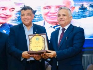 محافظ السويس يوجه بتخليد بطولات أكتوبر.. وأبطال الطريق إلى إيلات يروون بطولاتهم لشباب الجامعة