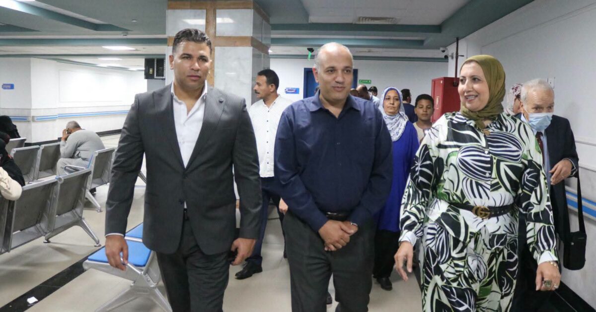برعاية محافظ السويس ورئيس الجامعة قافلة مجانية متخصصة لعلاج أمراض العيون بمستشفى السويس الجامعي. 