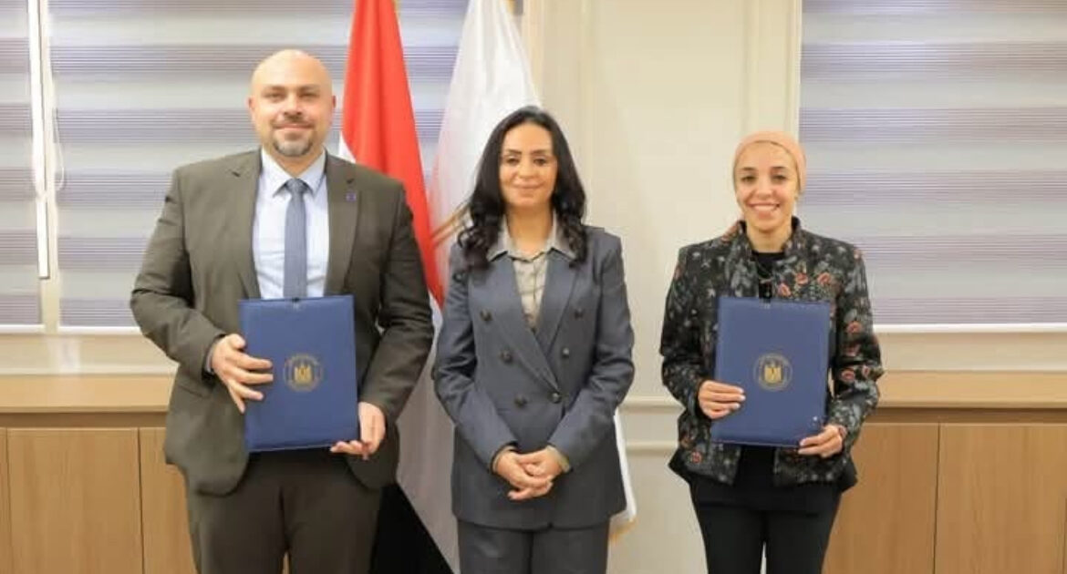 د. مايا مرسى تشهد توقيع 8 بروتوكولات تعاون لصندوق رعاية المسنين لتعزيز الحماية والرعاية الصحية والتمكين الاقتصادي