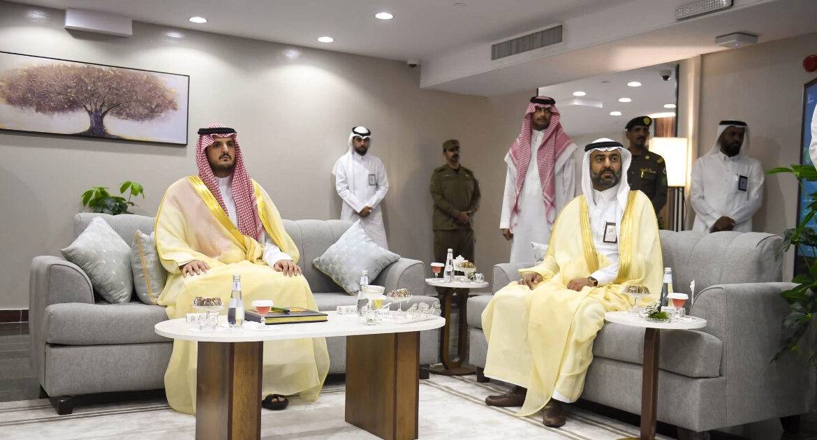 محافظ الطائف يدشن فعاليات اليوم العالمي للصحة النفسية ومنتصف الطريق