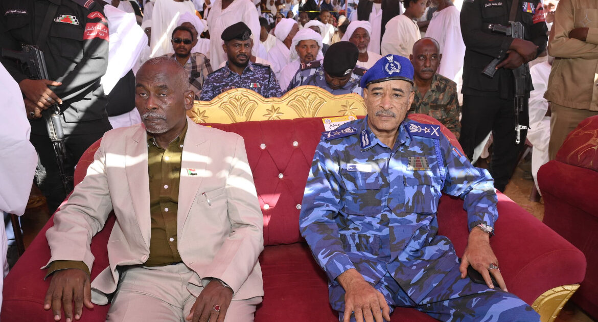 *مدير عام الشرطة من مروي: أهالي مروي يملكون حساً أمنياً عالياً.. وسنعتمد الشرطة المجتمعية بمراكز مجهزة بأحدث التقنيات*