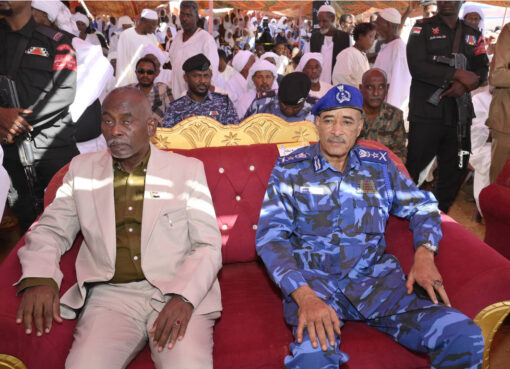 *مدير عام الشرطة من مروي: أهالي مروي يملكون حساً أمنياً عالياً.. وسنعتمد الشرطة المجتمعية بمراكز مجهزة بأحدث التقنيات*