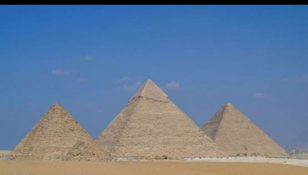 الذكاء الاصطناعي على أبواب الأهرامات.. التكنولوجيا تخدم الحضارة