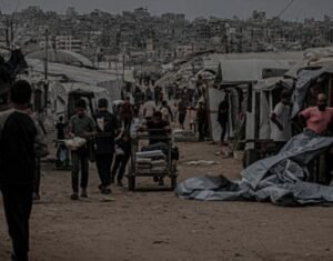 بين العلاج والدراسة ولمّ الشمل.. غزيّون يبحثون عن مخرج على أمل العودة