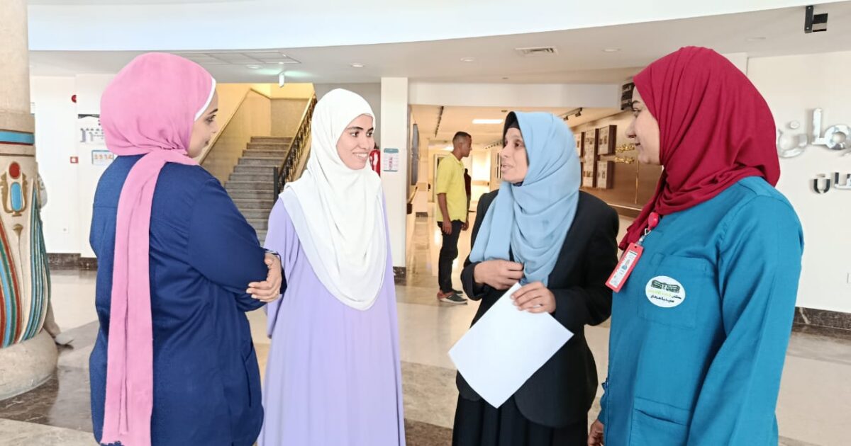 «من مريلة المدرسة لبر الأمان».. «آية» تروي قصة قهرها للسرطان بين جدران «شفاء الأورمان»